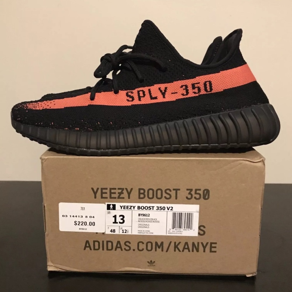 Yeezy 350 boost core black